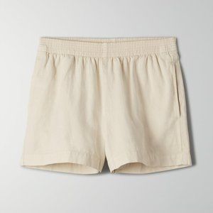 Aritzia Wilfred Free Nova 3" Short